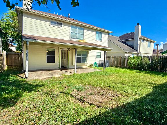 3rd image of 11822 Alex Ln