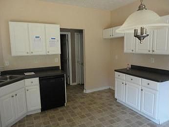 2nd image of 292 Prescott Ct