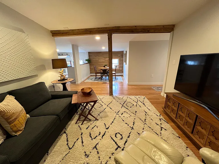 1141 Albany Post Rd #3 — Photo 12