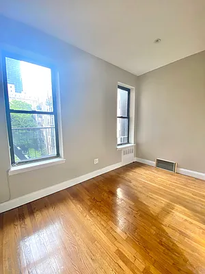 Rented by Corcoran | media 17