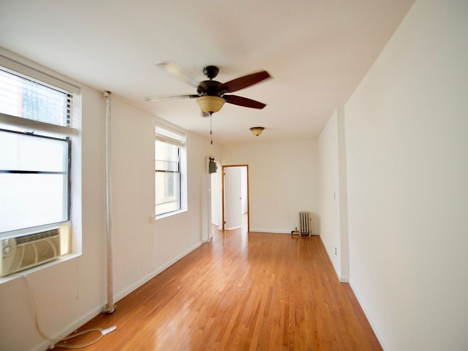 1st image of 158 Mott St APT 17
