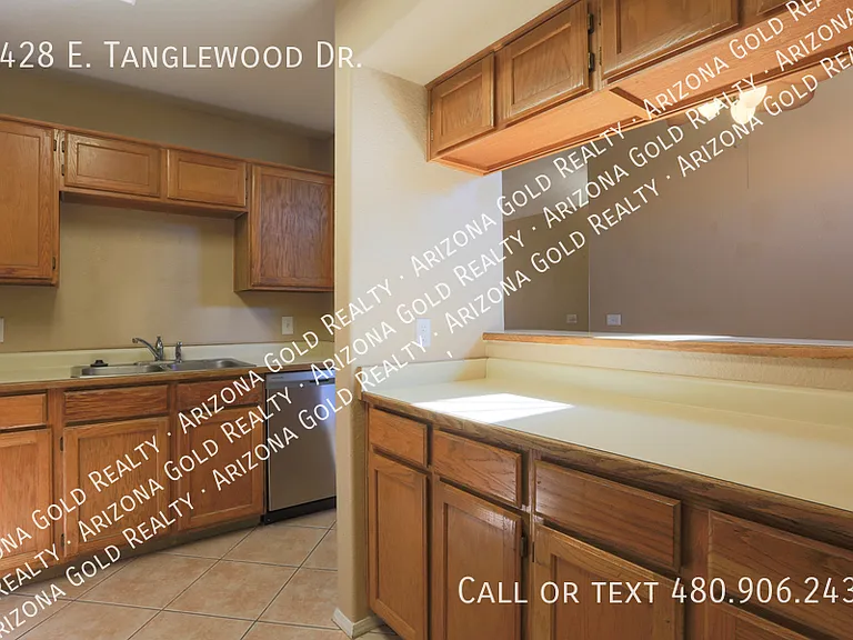 4428 E Tanglewood Dr — Photo 36