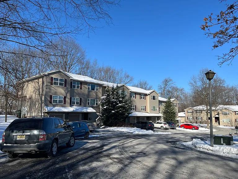 Bridgewater Oaks — Photo 19