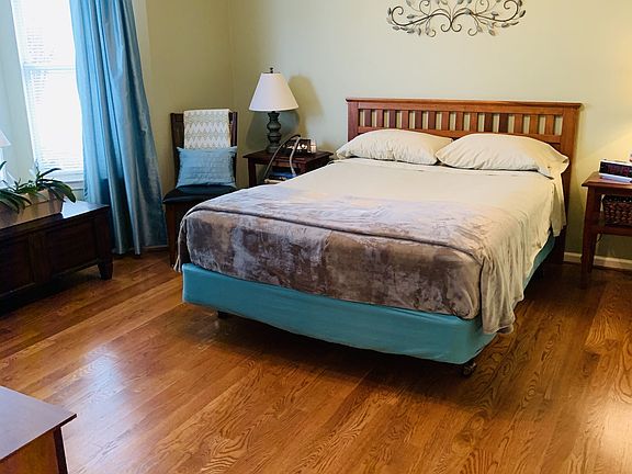 5th image of 1803 Peartree Ct