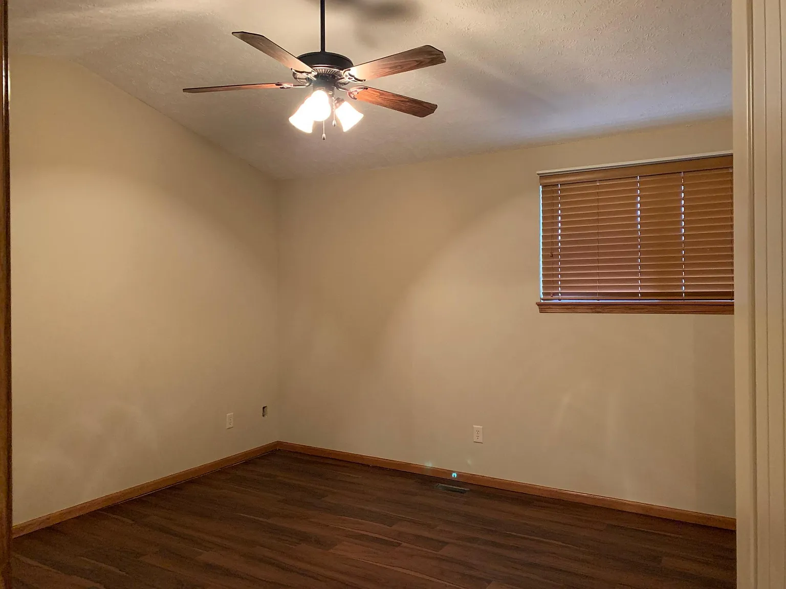 3 bed, 1340 sqft, $1,495 — Photo 4