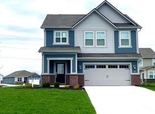 6637 Redwood Dr, McCordsville, IN 46055