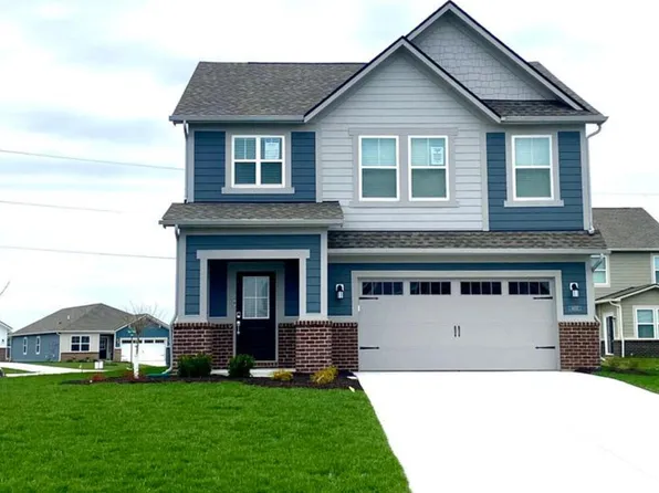 6637 Redwood Dr, McCordsville, IN 46055