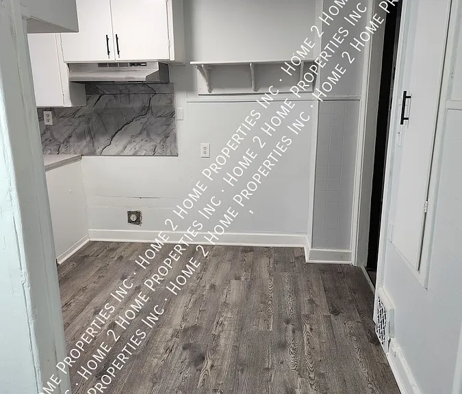 960 Church St #MAIN — Photo 6