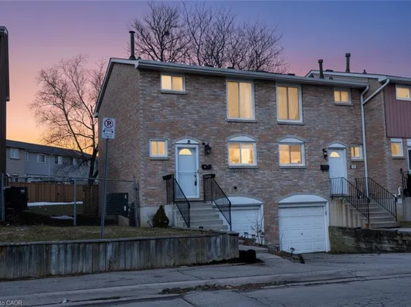 120 Quigley Rd #72, Hamilton, ON L8K 6L4