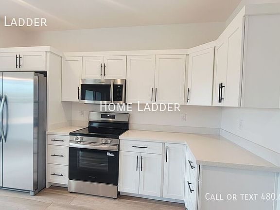 2nd image of 926 N 97th Way
