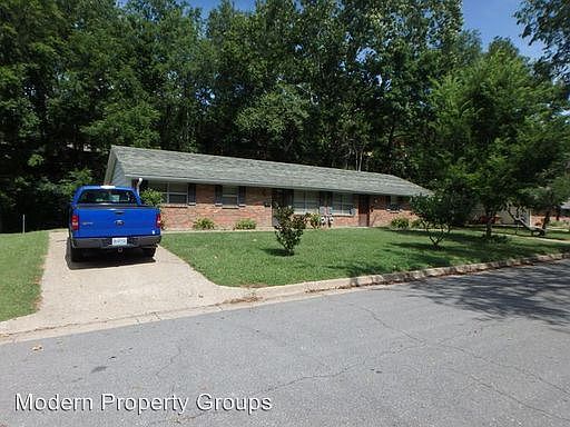 1st image of 1605-1607 Radcliffe Dr