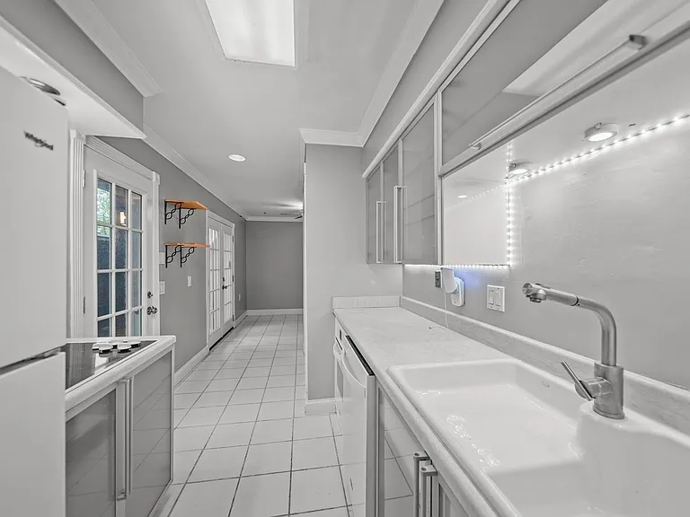 4040 San Felipe St #106 — Photo 1
