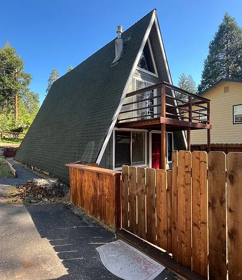 20150 Manzanita St — Photo 3