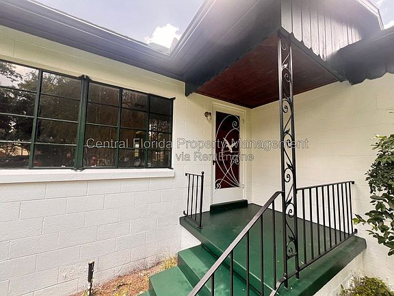 3rd image of 1261 Richmond Rd