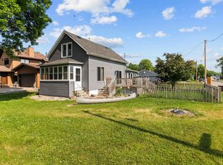 870 Broad St, Menasha, WI 54952