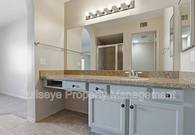 18624 N 93rd Ave — Photo 15