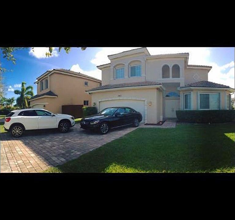 1st image of 1403 SE 22nd Ln