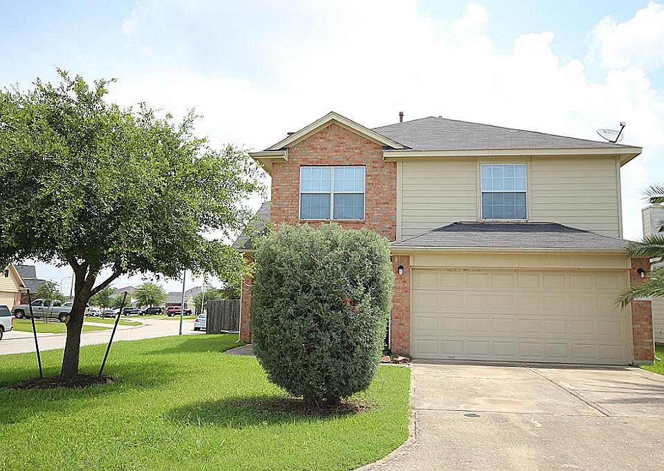 1st image of 16318 Royal Stone Ln