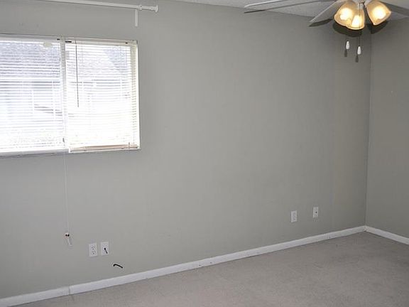 5th image of 4133 White Pine Ave #5-1