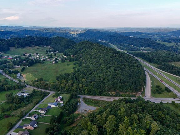 4th image of 1075 Highway 394