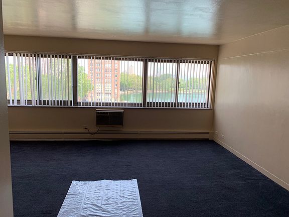3rd image of 7337 S South Shore Dr APT 801