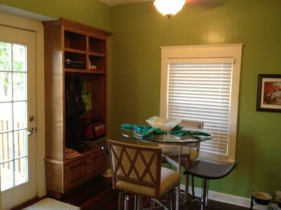 Breakfast Nook