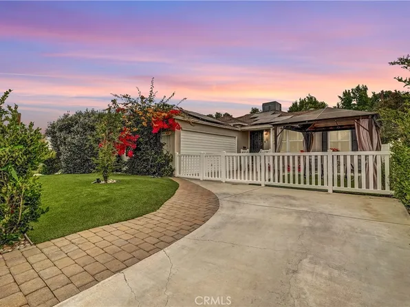 17415 Victory Blvd, Van Nuys, CA 91406
