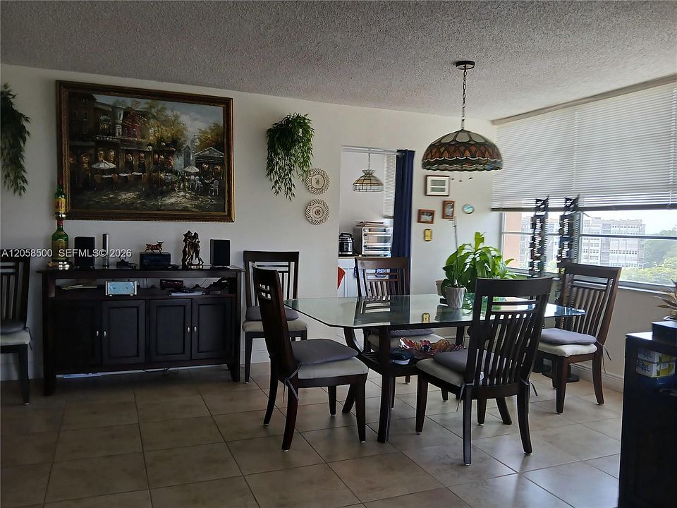 1st image of 1100 Saint Charles Pl APT 712