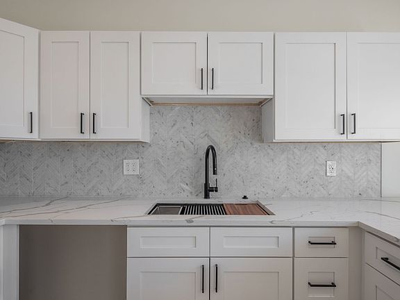 3rd image of 3250 Lorain Ave #2