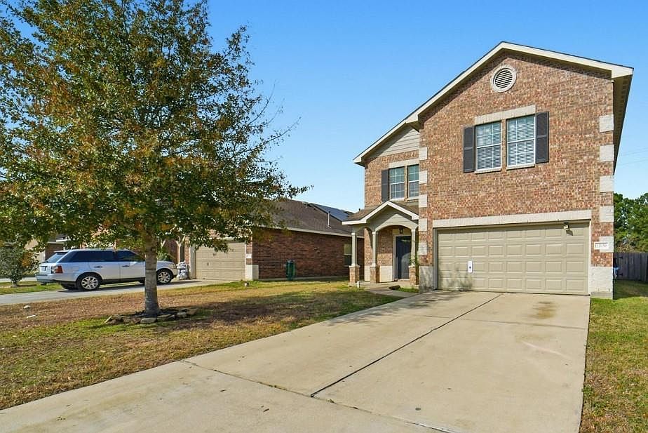 1st image of 12830 Spruce Cir
