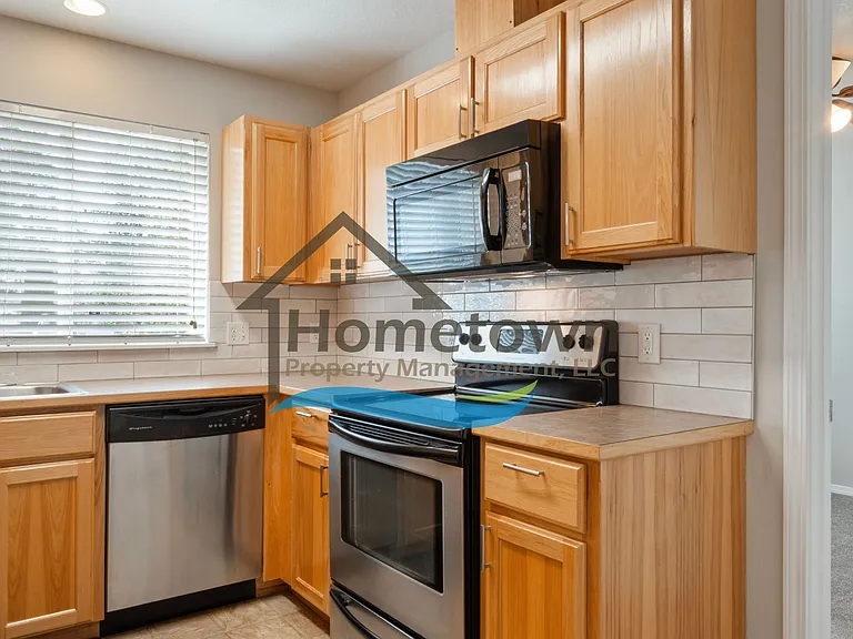 723-1 E Whispering Pines Ln — Photo 14