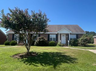 330B Cottonfield Ct, Ayden, NC 28513