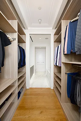 Sold by Brown Harris Stevens | media 29