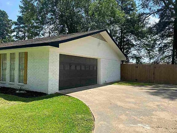 2nd image of 53 Broadmoor Dr