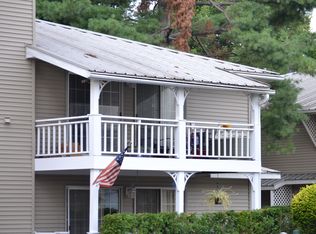 1230 Youngs Rd UNIT F, Buffalo, NY 14221