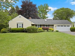 100 Carverdale Dr, Rochester, NY 14618