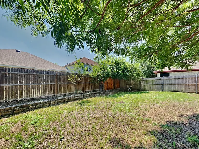 10416 Aransas Dr — Photo 15