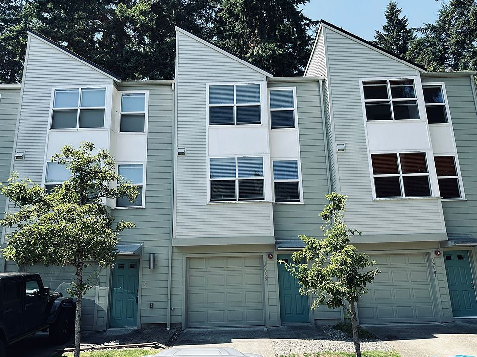 1st image of 19065 14th Ct NE
