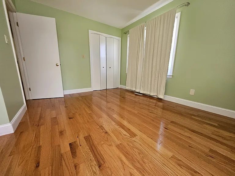 172 Country Hills Rd — Photo 10