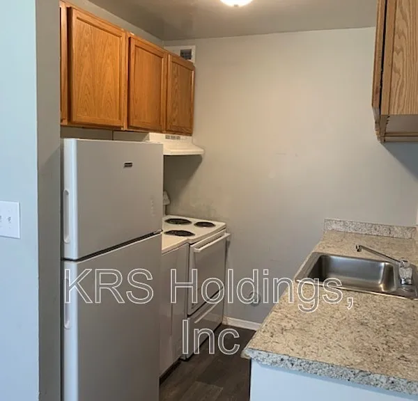 1215 Nelson St #D — Photo 8