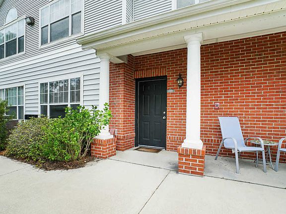 2nd image of 29101 Harbour Vista Cir