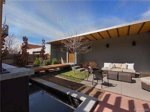 2nd image of 2815 Champa St