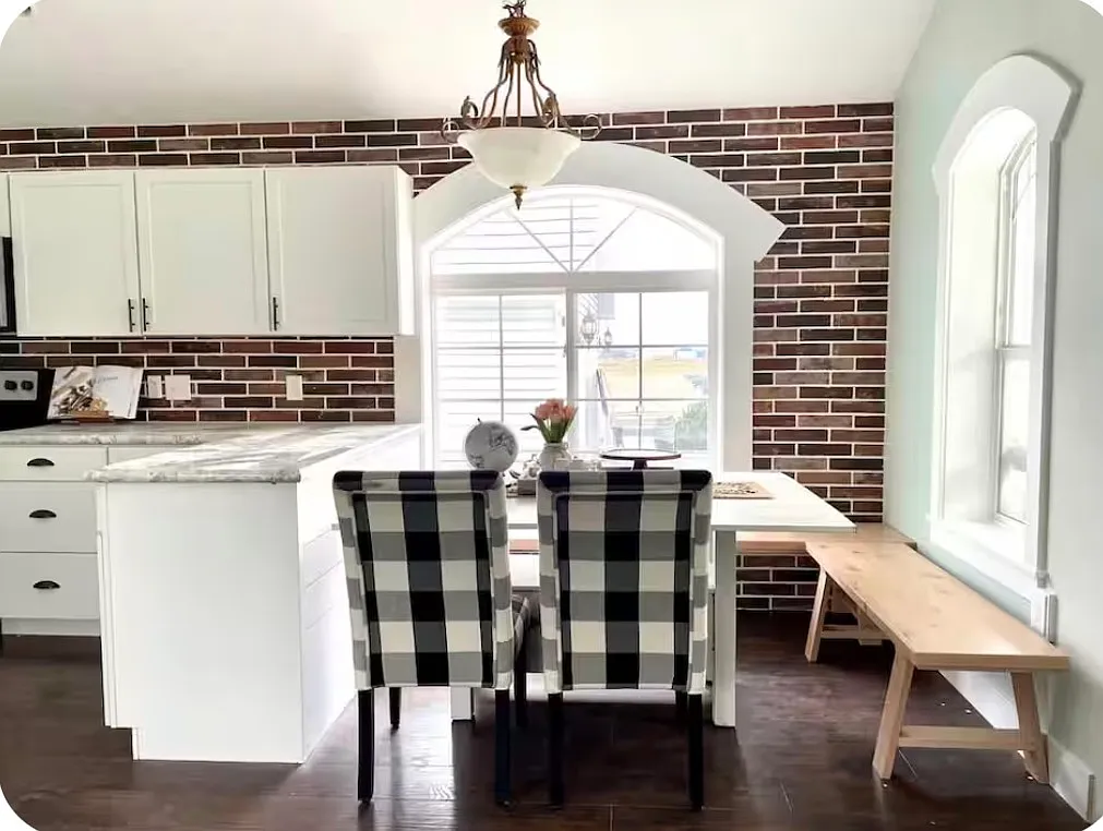 3 bed, 1692 sqft, $2,400 — Photo 1