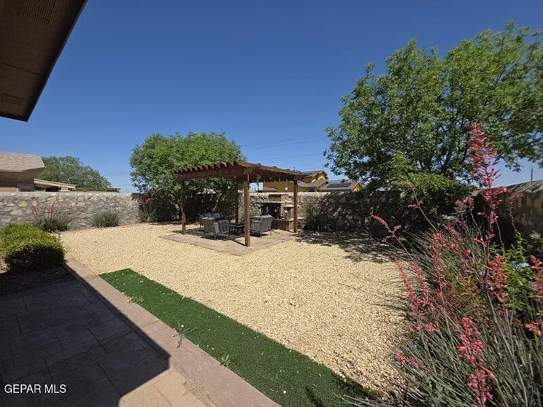 12867 Hidden Grove Dr — Photo 53