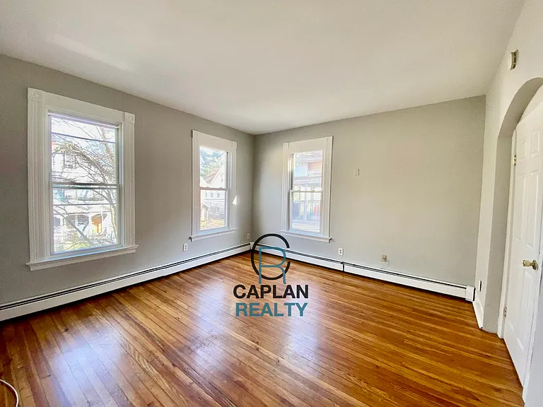 442 Poplar St #2 — Photo 3