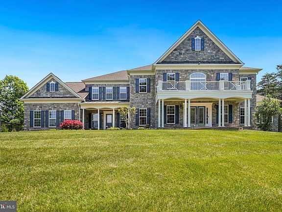 4th image of 42115 Pleasant Forest Ct