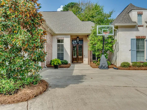 103 Ridgetop Cir, Flowood, MS 39232