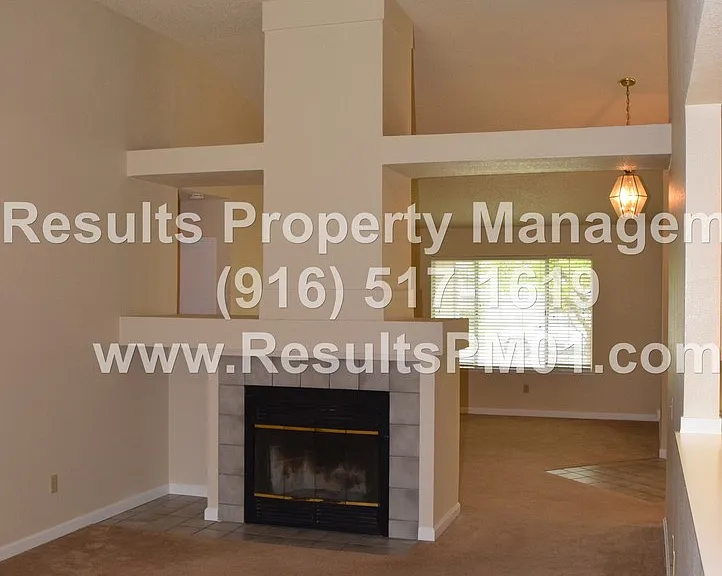 6412 Old Orchard Way — Photo 3