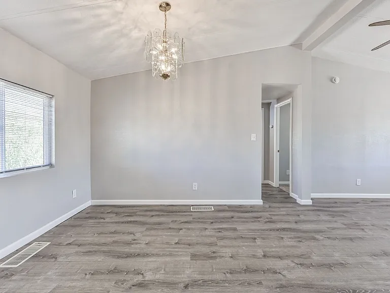 4453 Maia Way — Photo 20