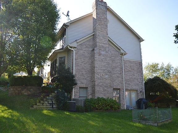 2nd image of 2316 Wellington Estates Dr